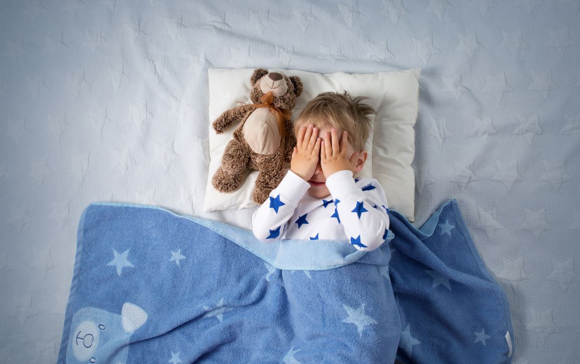 Enfant Pleure Dans Son Lit